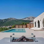 White Arch * Agia Efimia