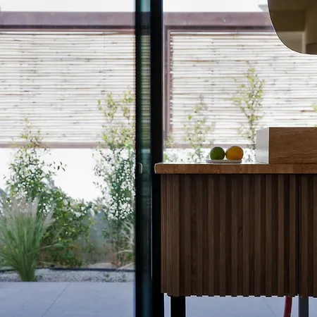 White Arch ヴィラ *