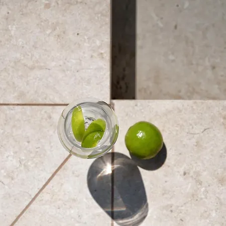 White Arch ヴィラ